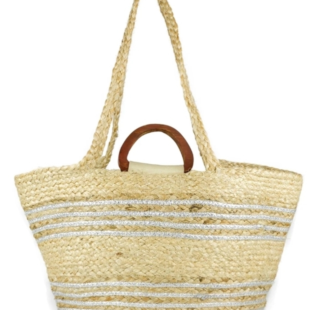Stylish Straw Tote with Silver Accents